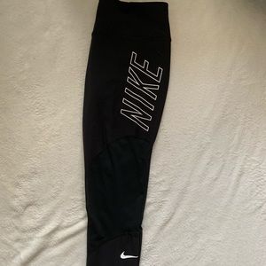 Nike Capri Leggings